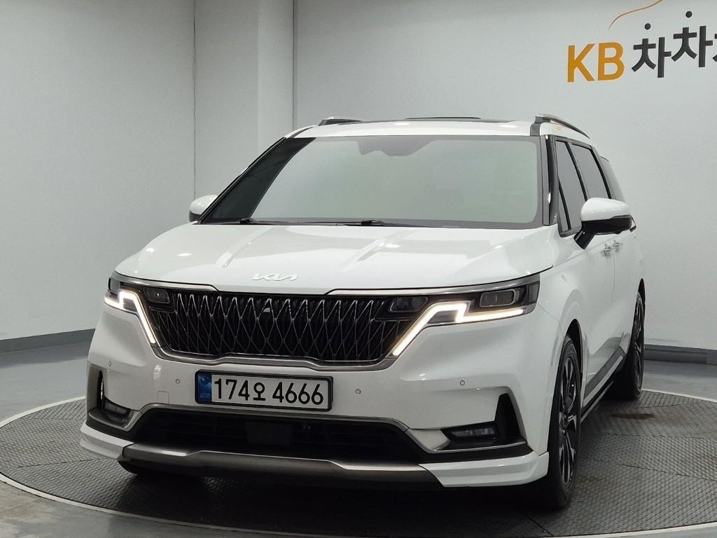 KIA Carnival 2022 Blanco - Importación desde Corea - HF Imports Iquique - Foto 1