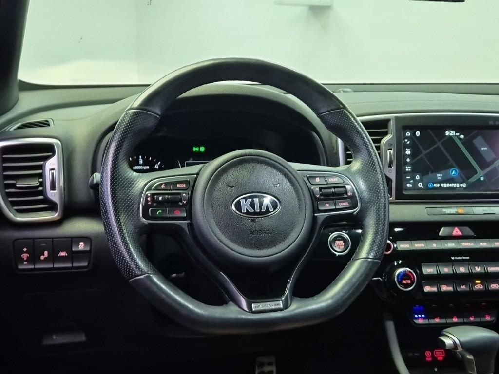 KIA Sportage - Vista 11