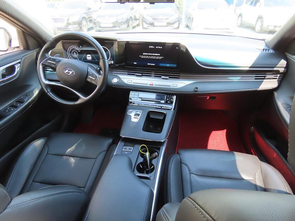 HYUNDAI Grandeur - Vista 7