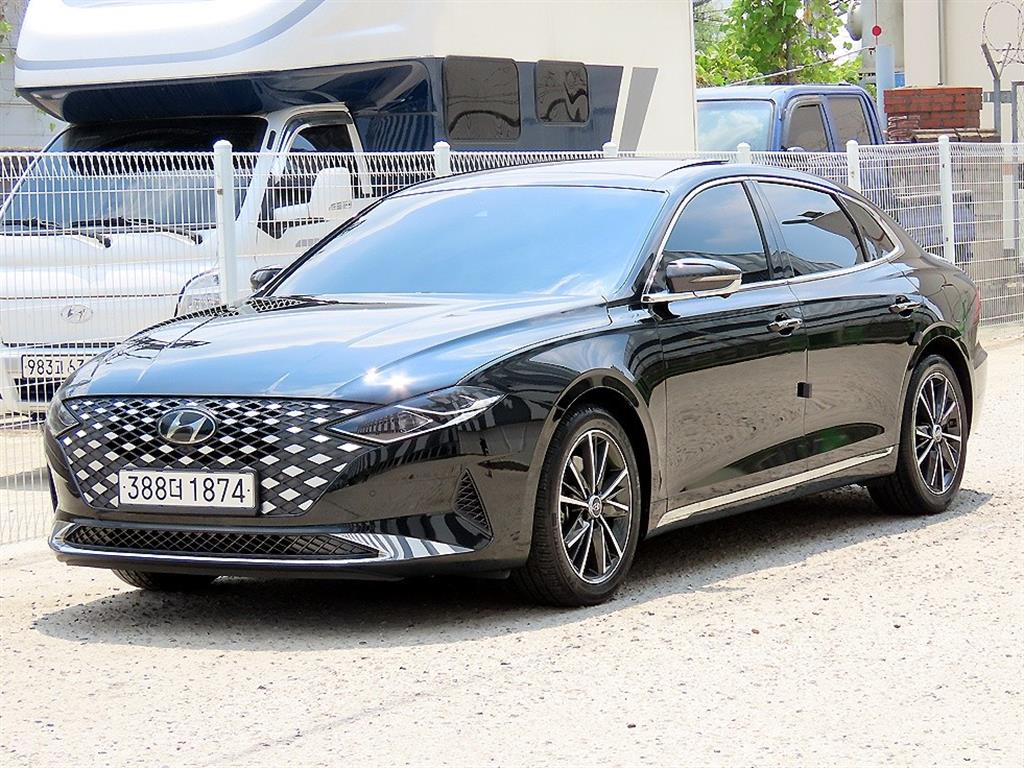 HYUNDAI Grandeur - Vista 2