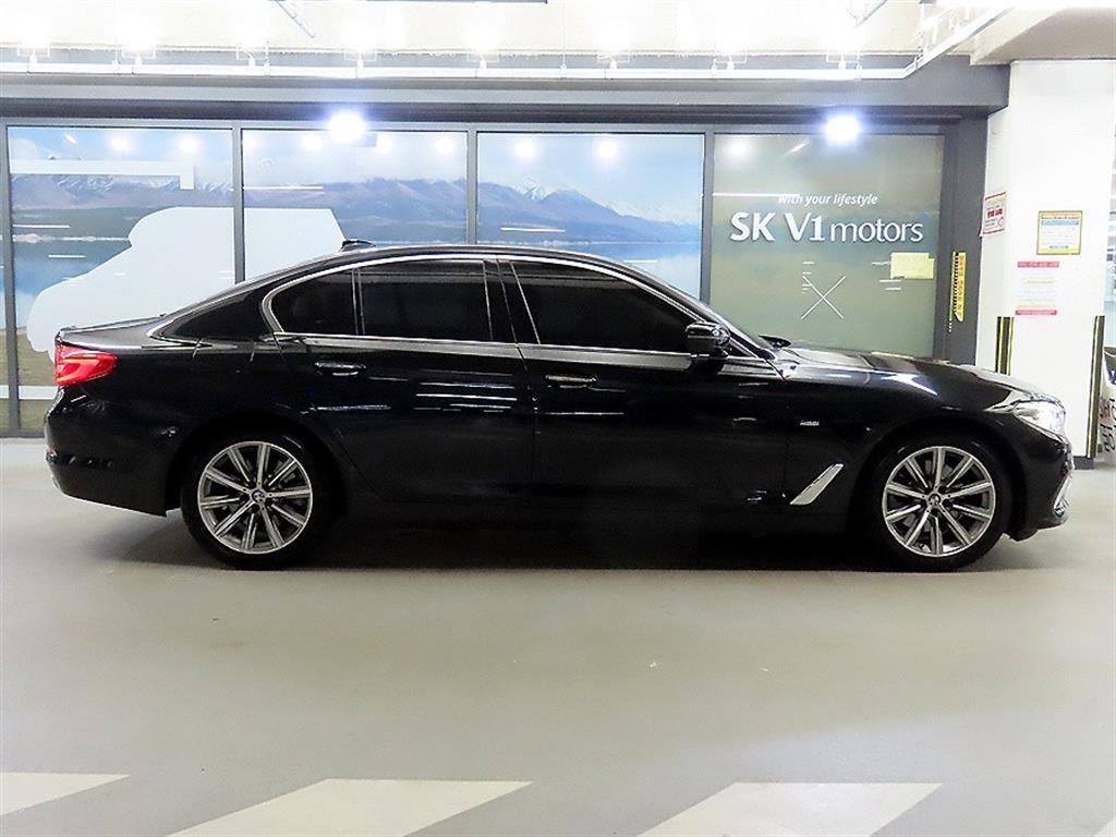 BMW 5 Series - Vista 3