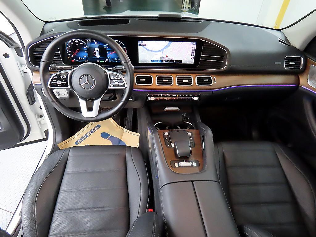 Mercedes Benz GLE Class - Vista 9