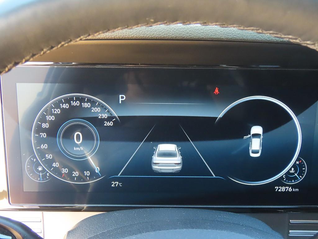 HYUNDAI Grandeur - Vista 12