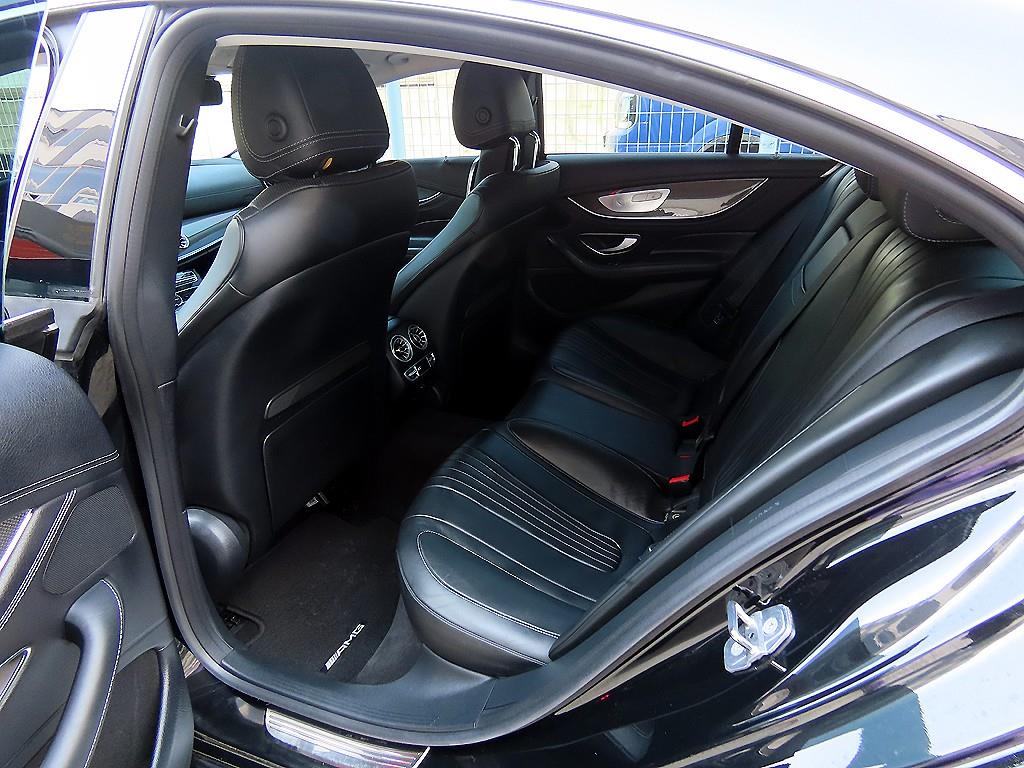 Mercedes Benz CLS Class - Vista 8