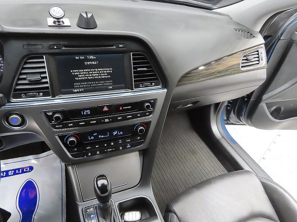 HYUNDAI Sonata - Vista 9
