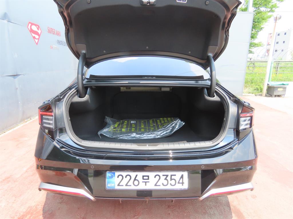 HYUNDAI Sonata - Vista 7