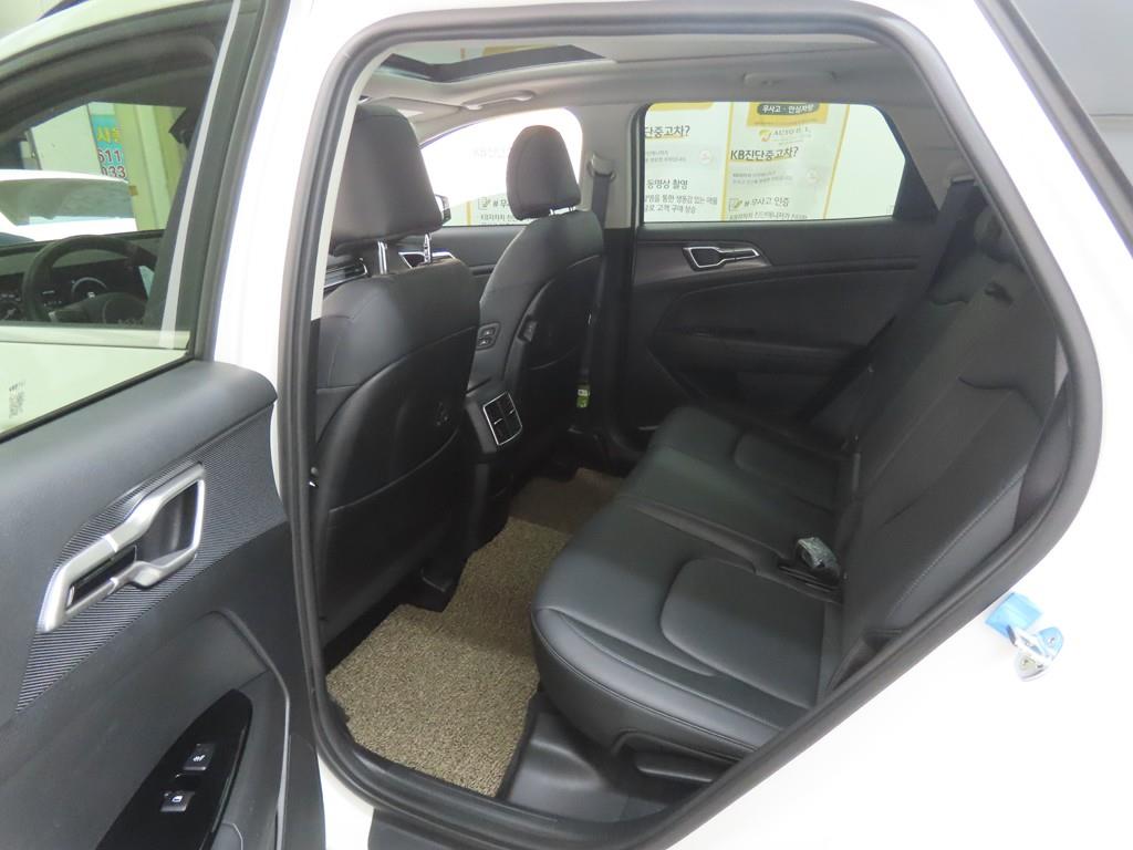 KIA Sportage - Vista 8