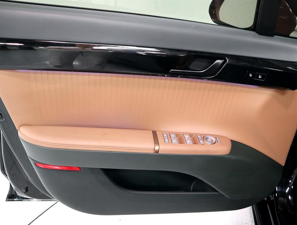 HYUNDAI Grandeur - Vista 10