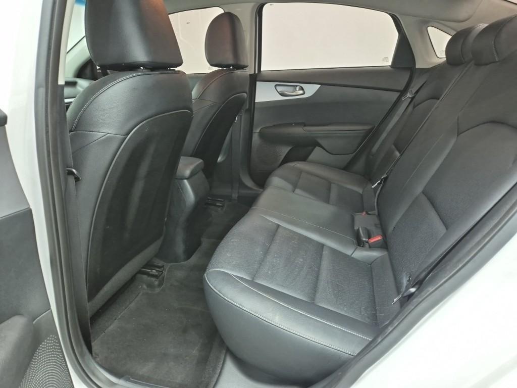 KIA K3 2022 Blanco - Importación desde Corea - HF Imports Iquique - Foto 15