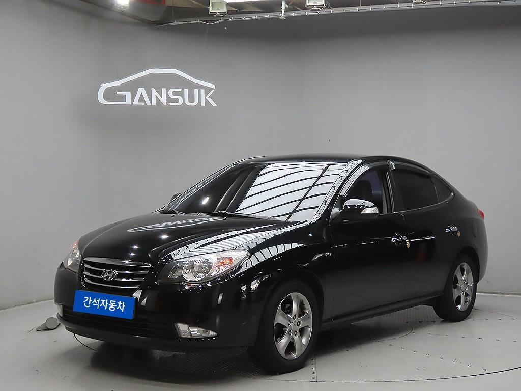 HYUNDAI Avante - Vista 2