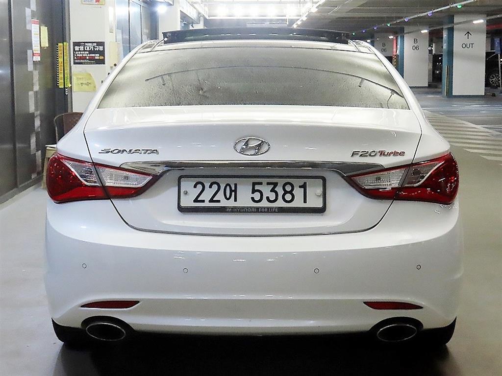 HYUNDAI Sonata - Vista 7