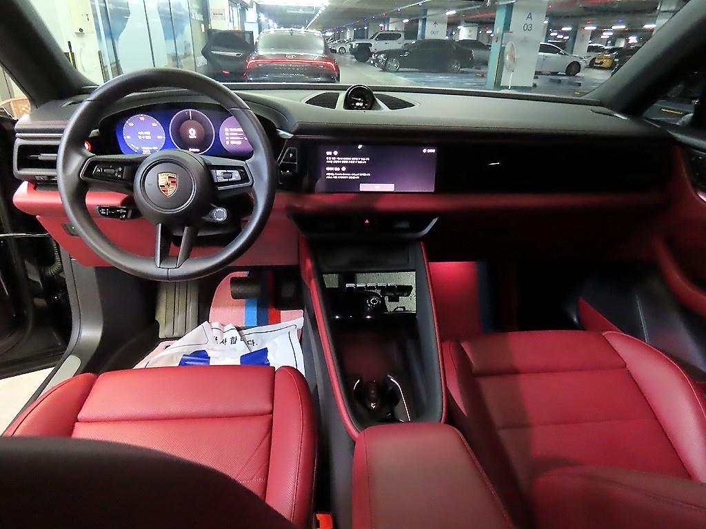 Porsche Macan - Vista 12