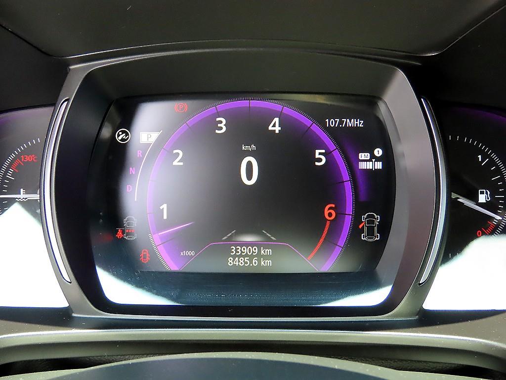 SAMSUNG QM6 - Vista 11