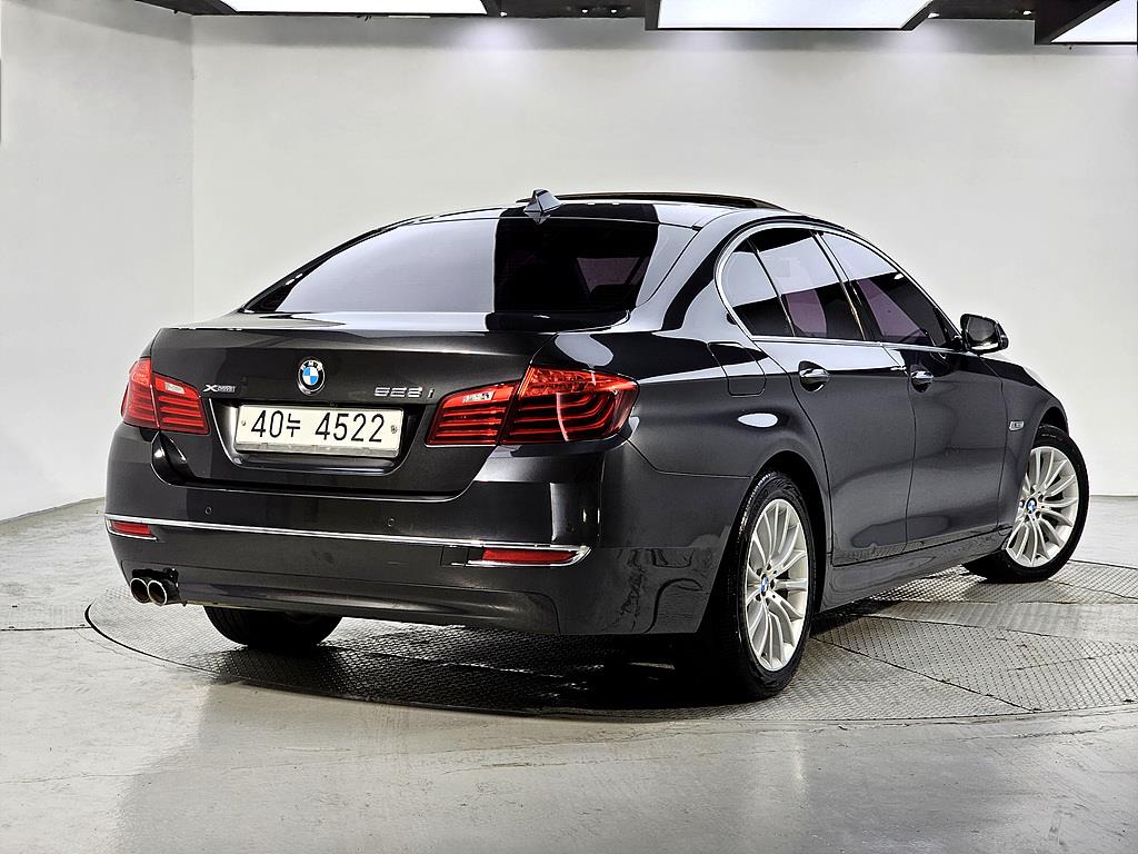 BMW 5 Series - Vista 6