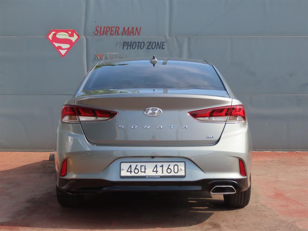 HYUNDAI Sonata - Vista 6