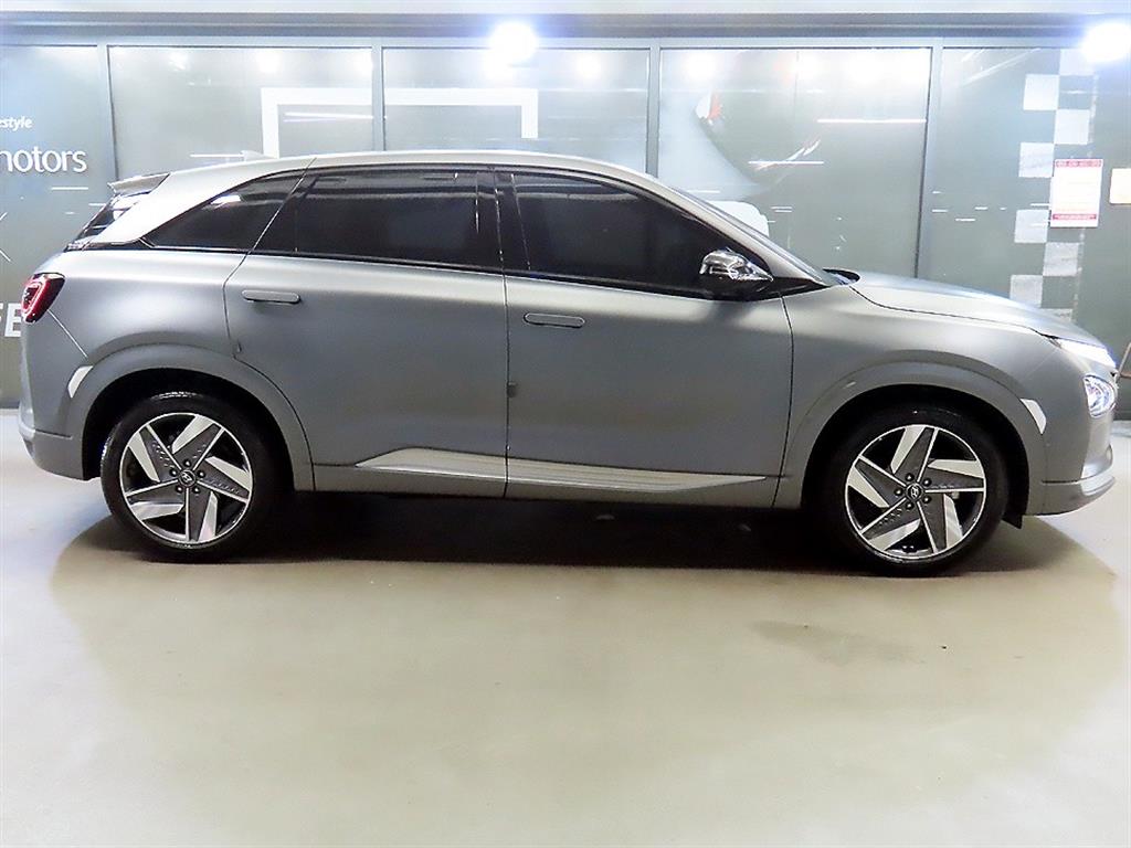 HYUNDAI Nexo - Vista 3