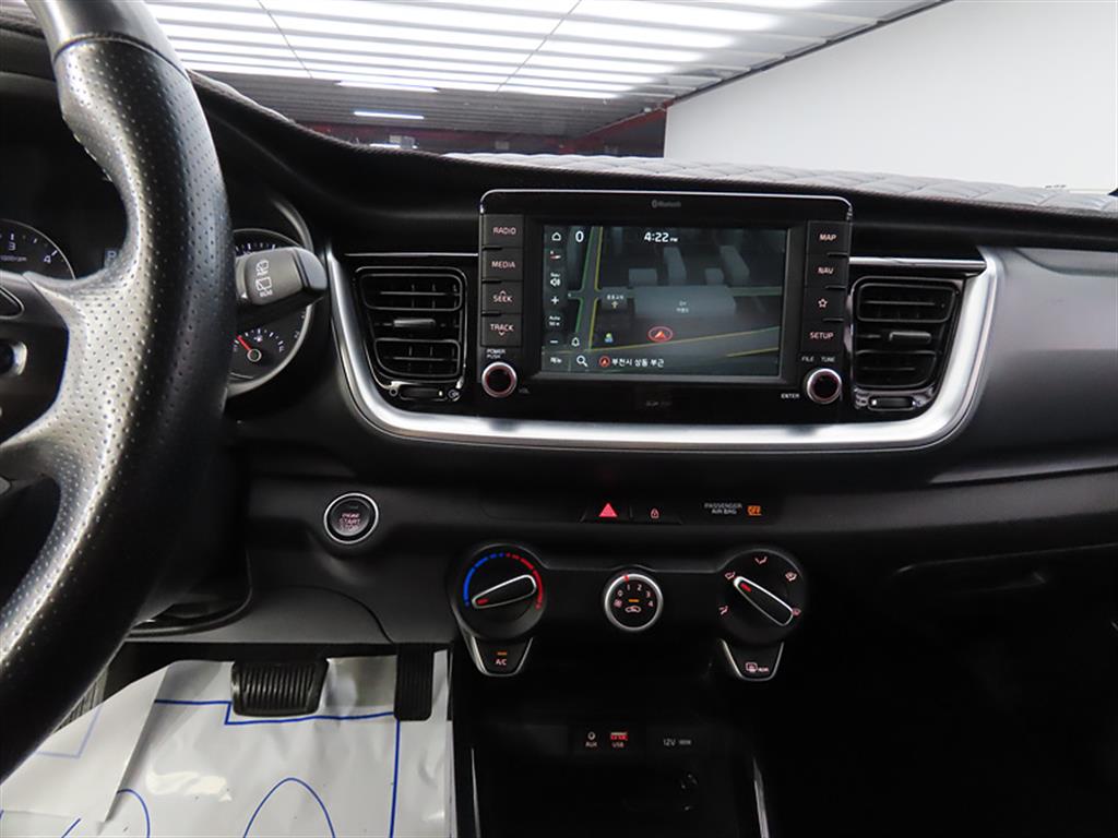 KIA Stonic - Vista 12