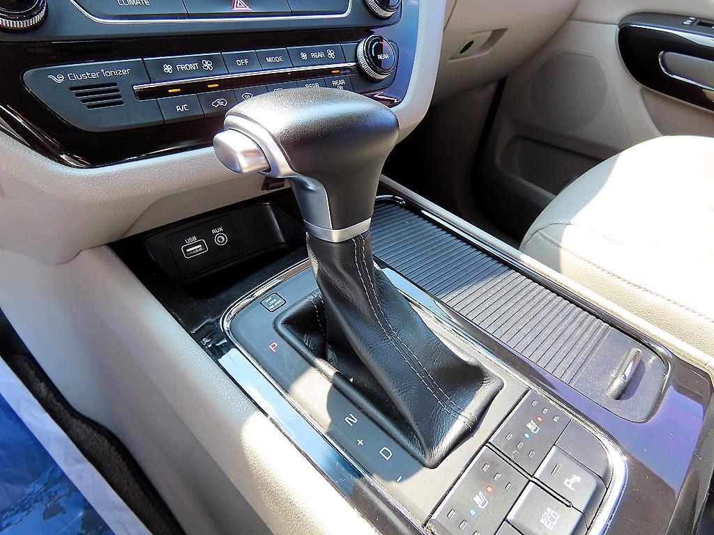 KIA Carnival 2017 - Importación desde Corea - HF Imports Iquique - Foto 13