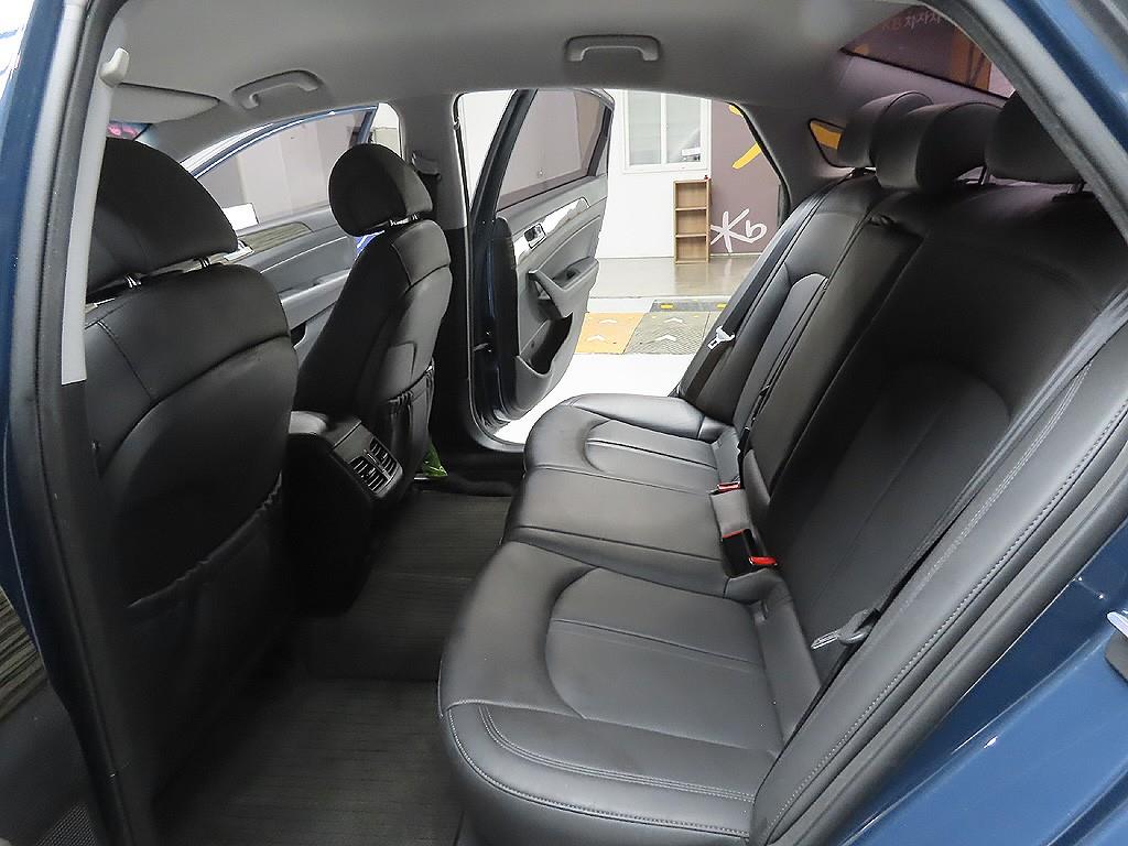 HYUNDAI Sonata - Vista 11