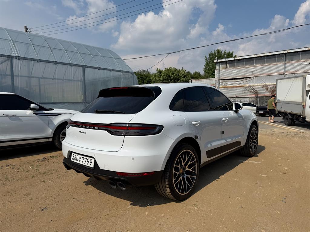 Porsche Macan - Vista 6