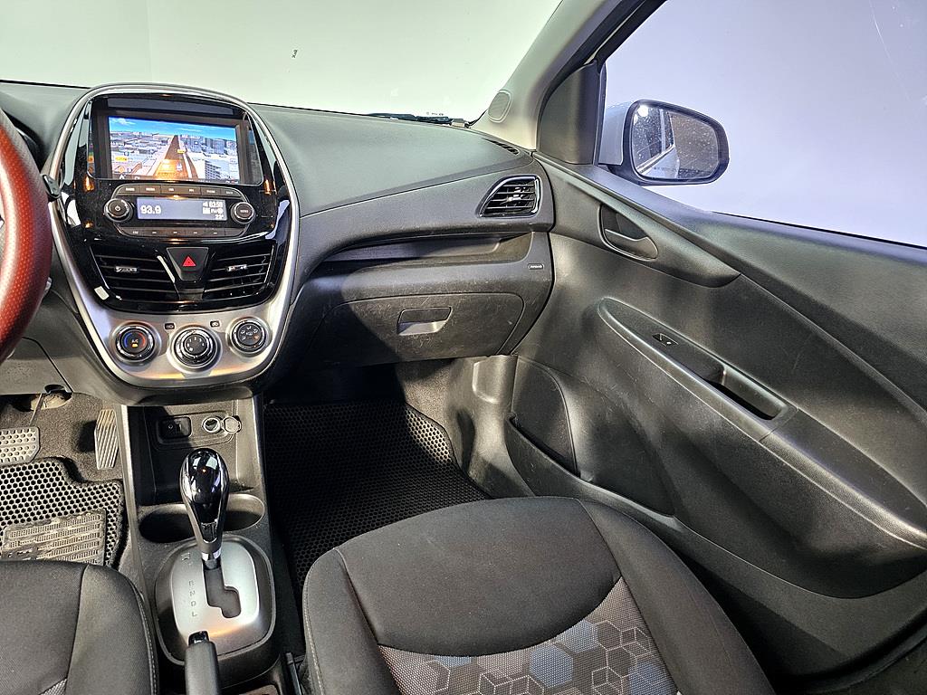 Chevrolet Spark - Vista 11