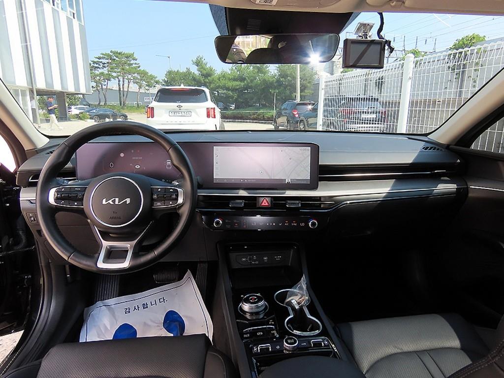 KIA K5 - Vista 9