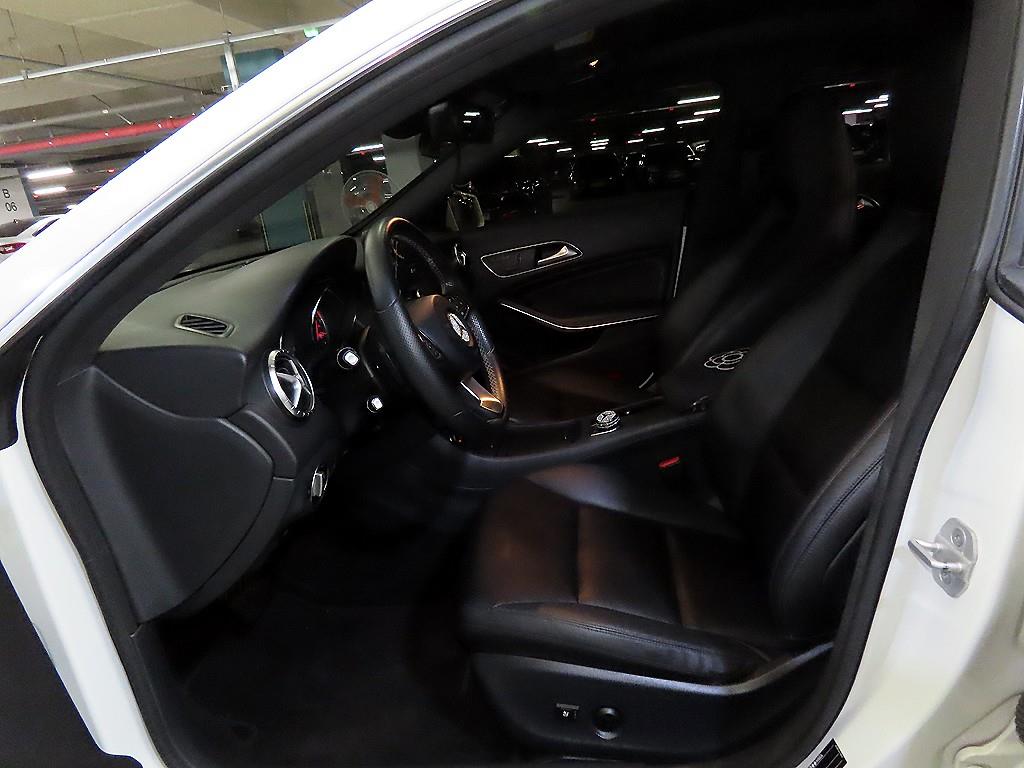 Mercedes Benz CLA Class - Vista 8