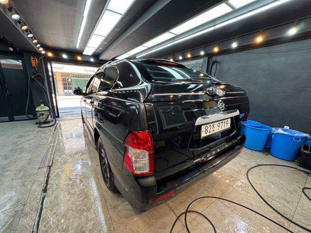 Ssangyong Korando - Vista 7
