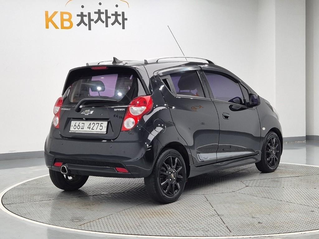 Chevrolet Spark - Vista 6
