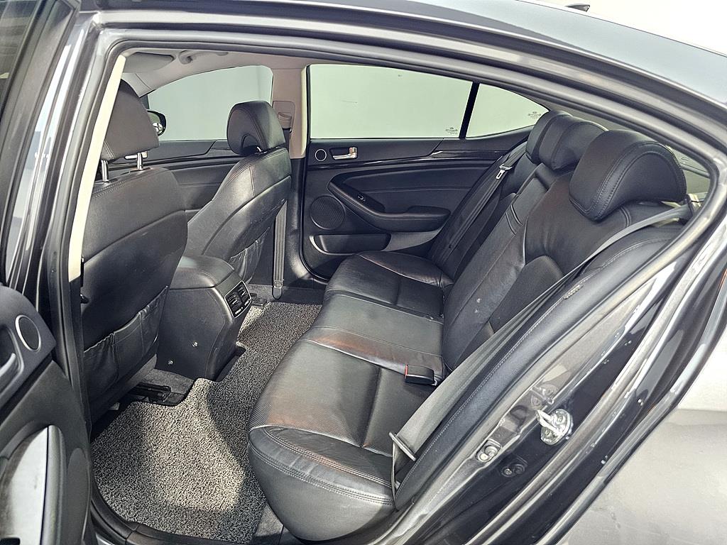 KIA K7 - Vista 11