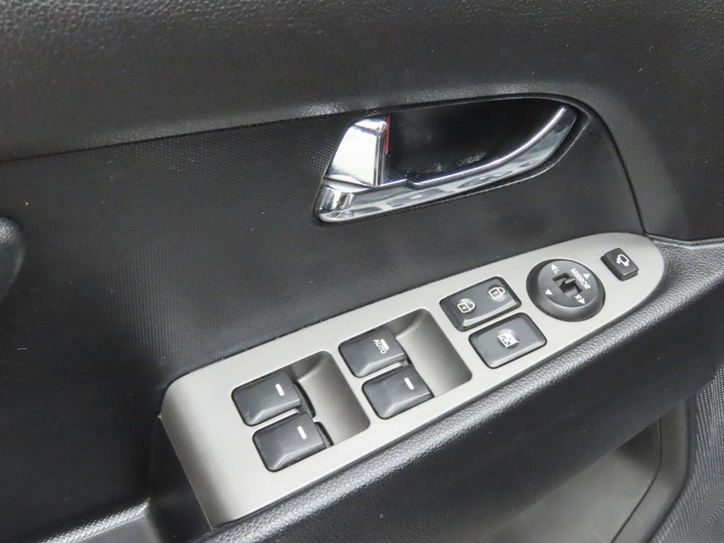 KIA Sportage - Vista 11