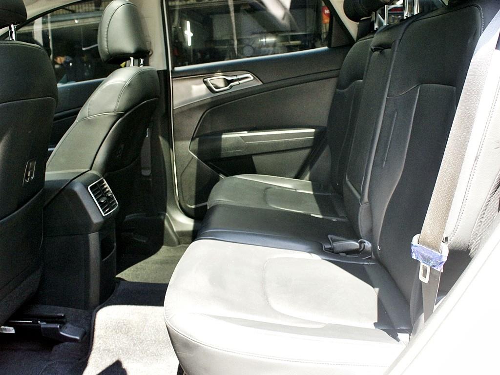 KIA Sportage - Vista 8