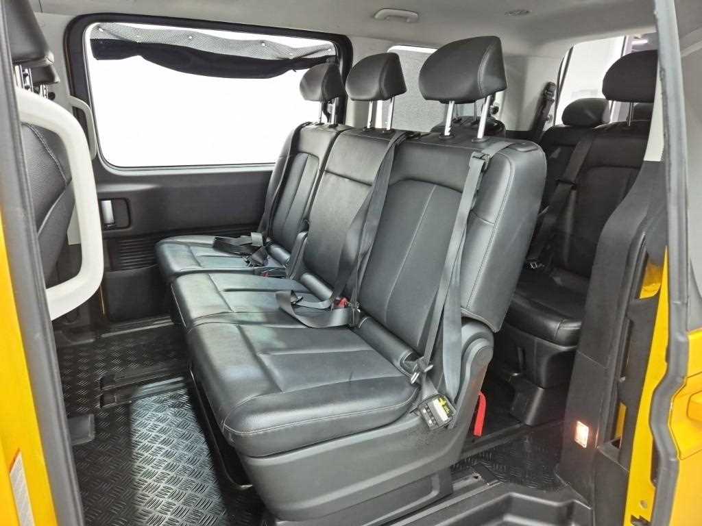 HYUNDAI Staria 2022 Amarillo - Importación desde Corea - HF Imports Iquique - Foto 14