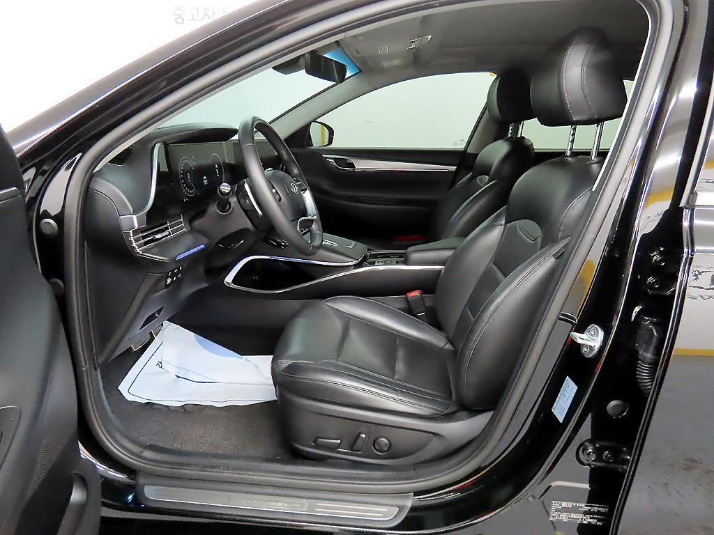 HYUNDAI Grandeur - Vista 7