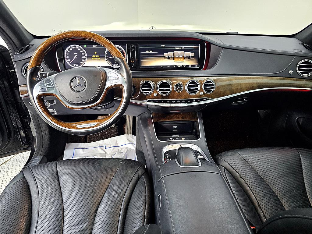 Mercedes Benz S Class - Vista 7