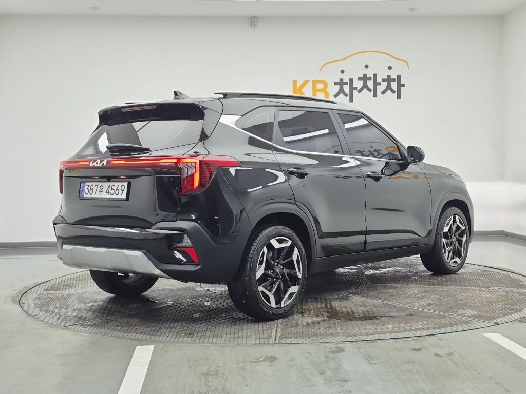 KIA Seltos - Vista 6