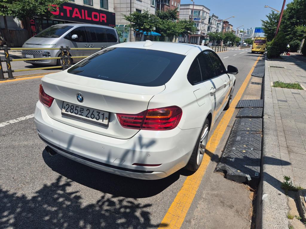 BMW 4 Series - Vista 3