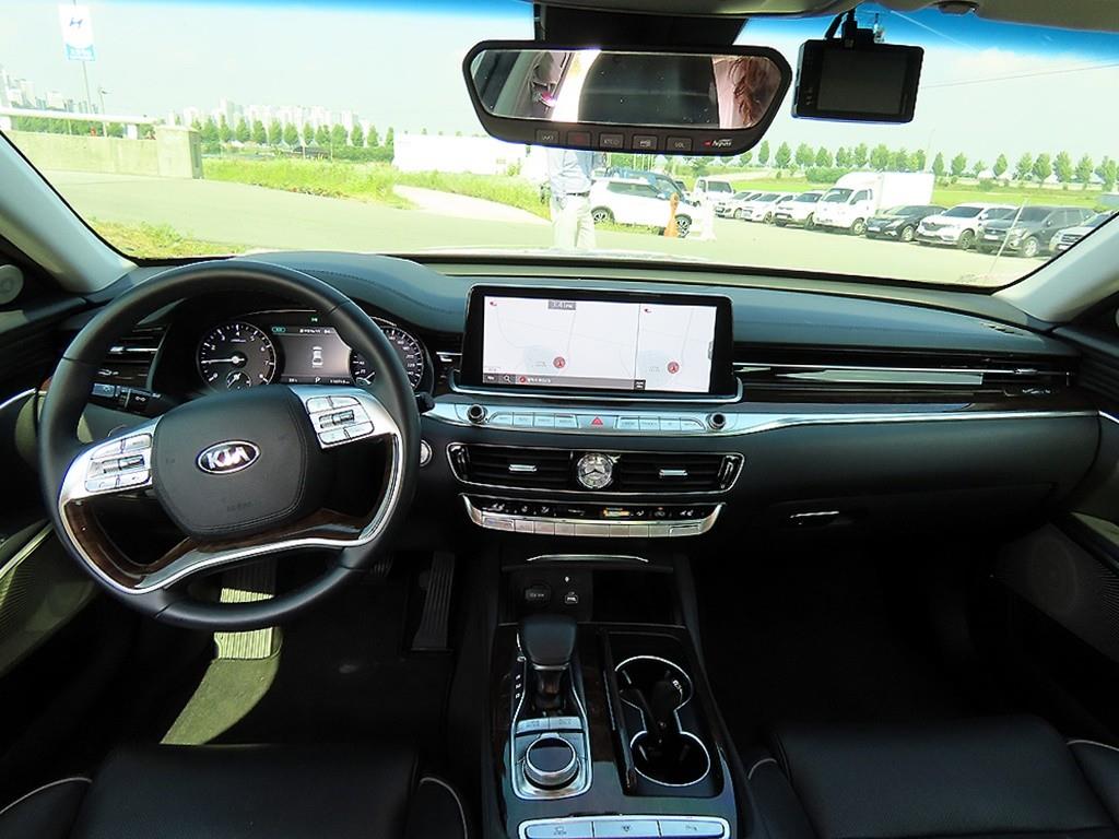 KIA K9 - Vista 11