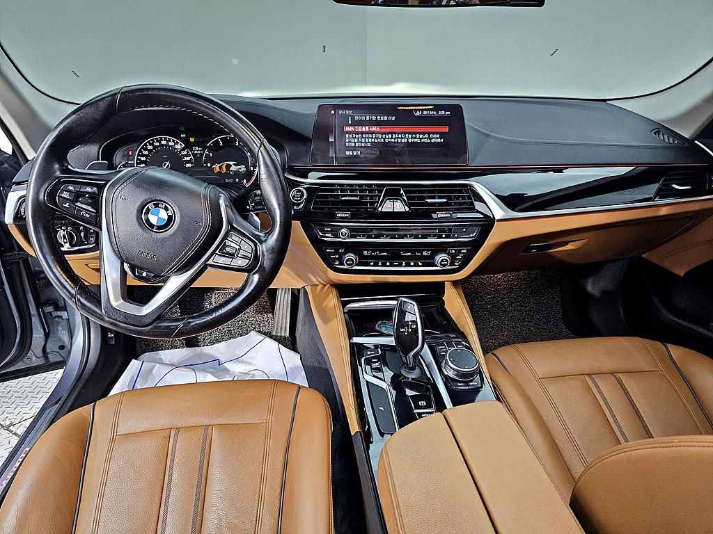 BMW 5 Series - Vista 7