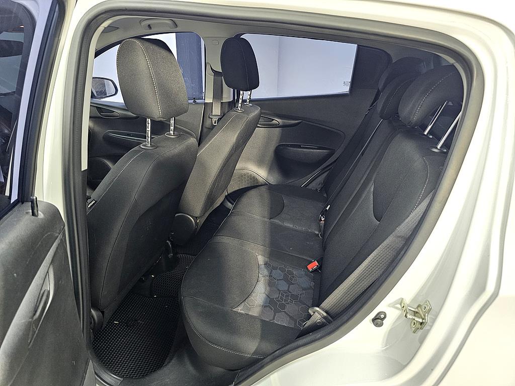 Chevrolet Spark - Vista 10