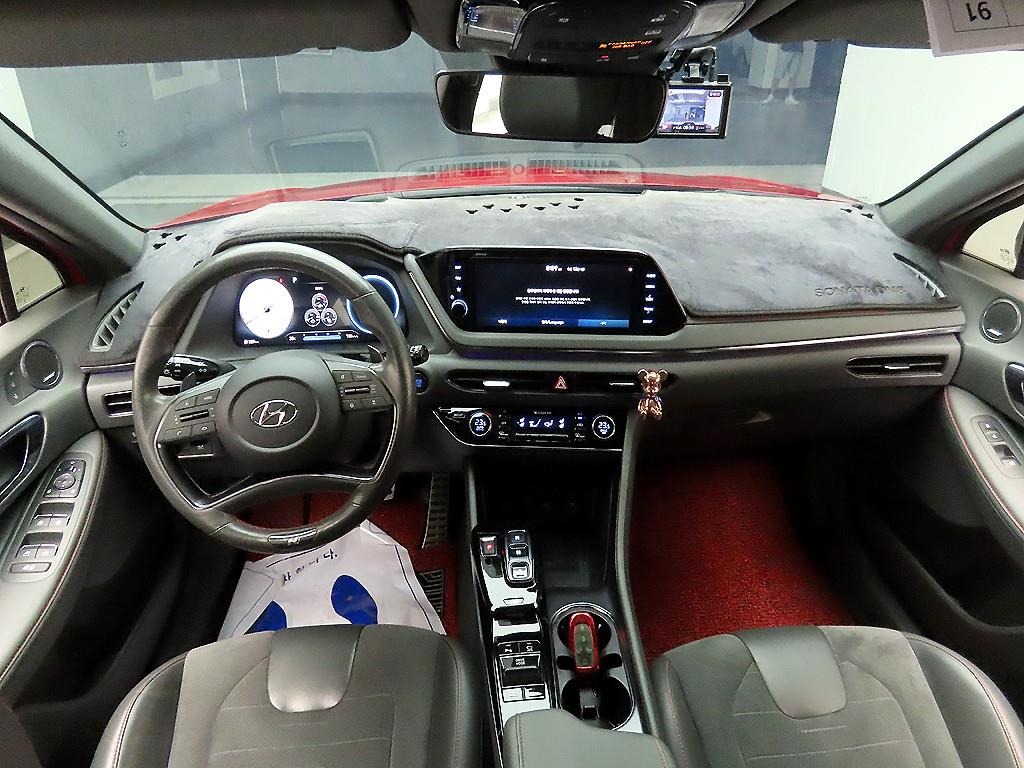 HYUNDAI Sonata - Vista 10