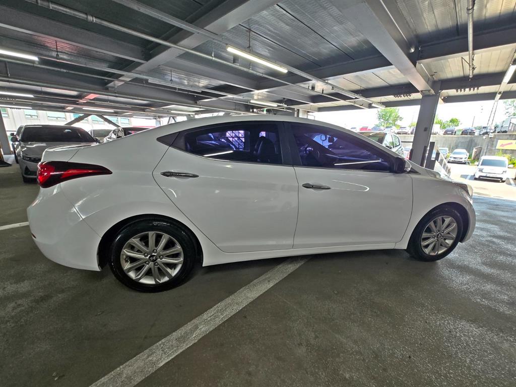 HYUNDAI Avante 2015 Blanco - Importación desde Corea - HF Imports Iquique - Foto 18