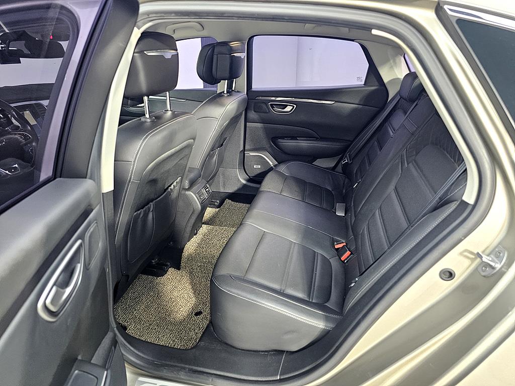 SAMSUNG SM6 - Vista 11
