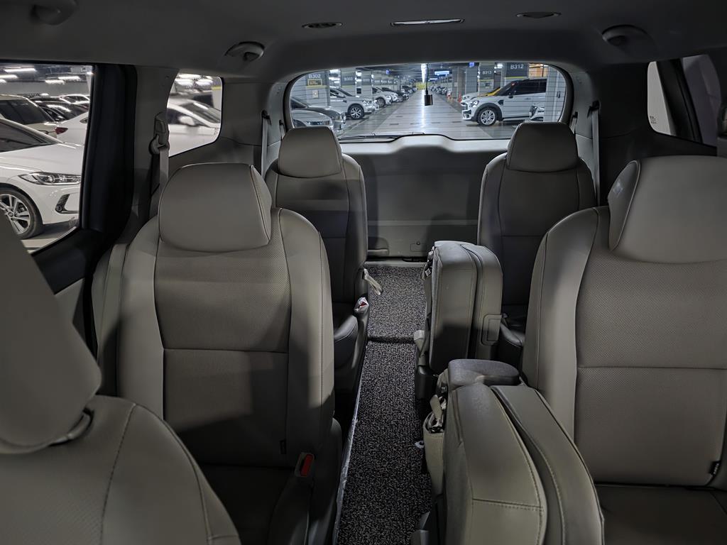 KIA Carnival 2018 Gris - Importación desde Corea - HF Imports Iquique - Foto 17