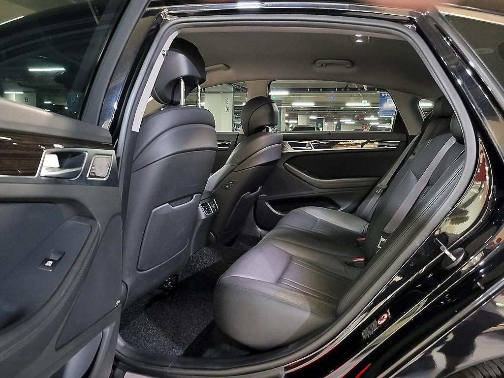 Genesis G80 - Vista 10