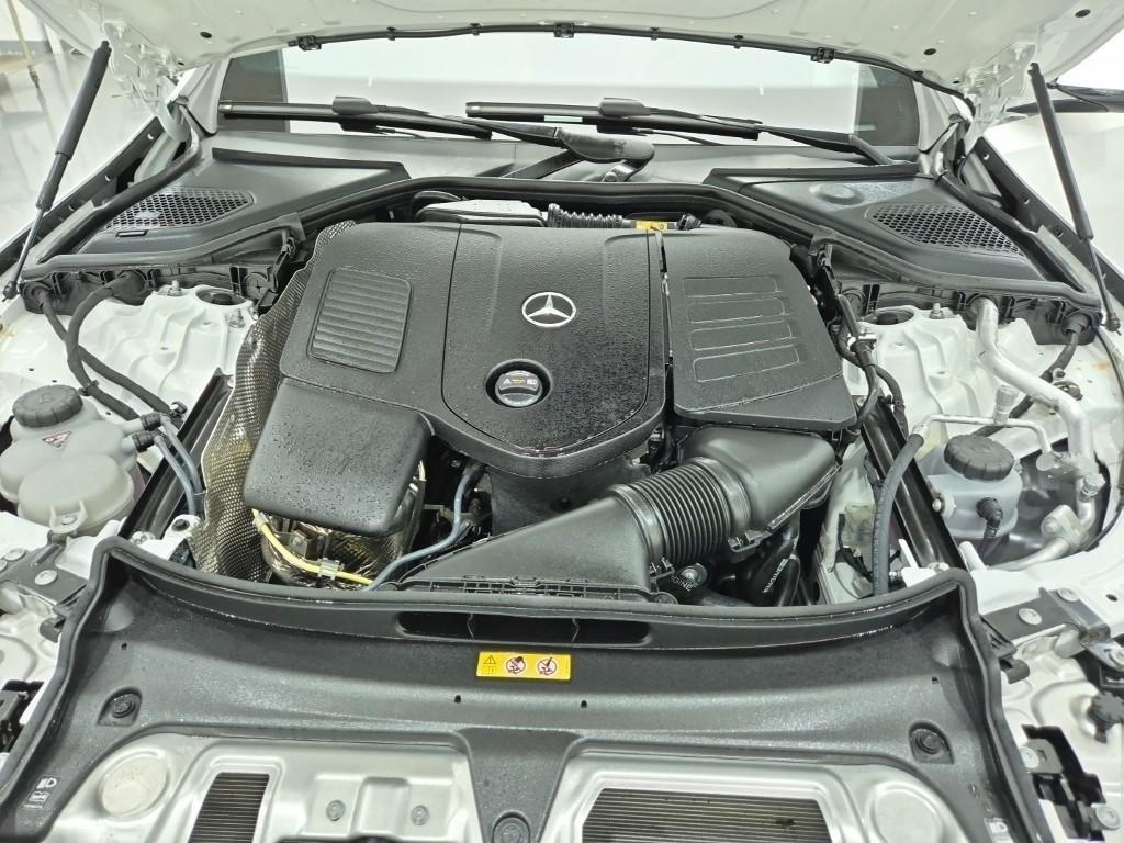 Mercedes Benz E class - Vista 7