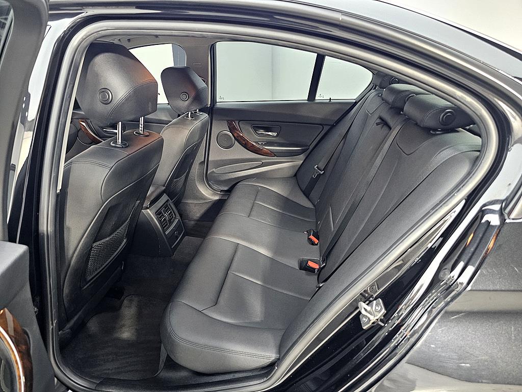BMW 3 series - Vista 11