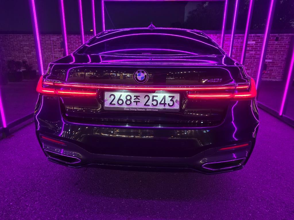 BMW 7 Series - Vista 6