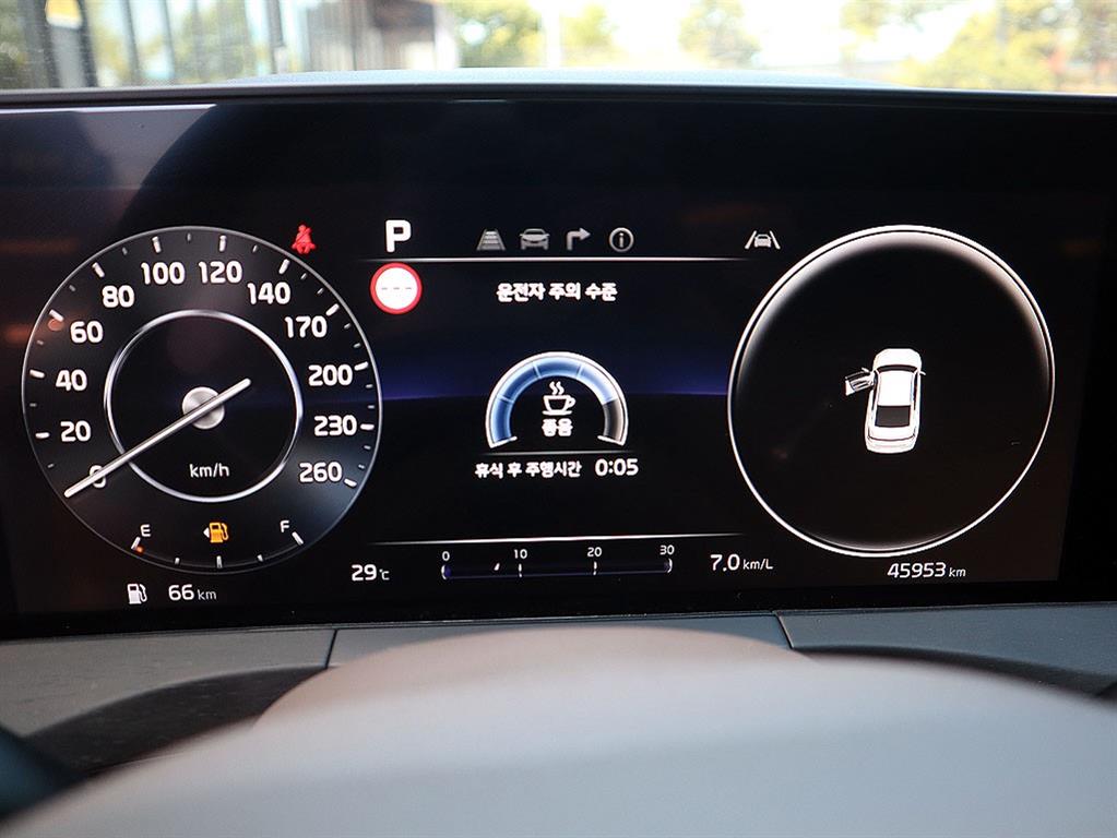 KIA K8 - Vista 11