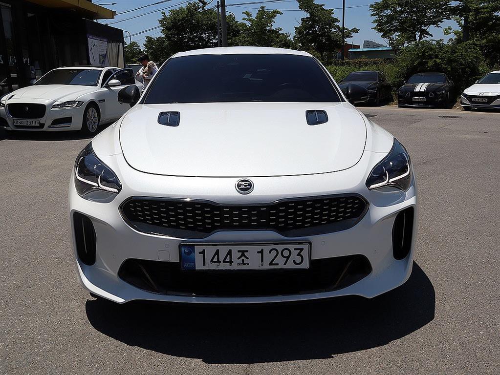 KIA Stinger 2021 Blanco - Importación desde Corea - HF Imports Iquique - Foto 1